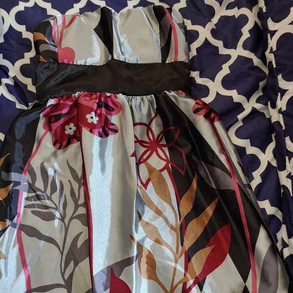 Sun Dress 👗 - Picture 1 of 2